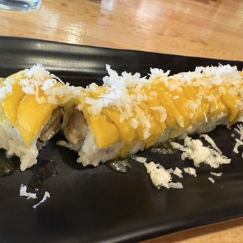 Mizuki Sush - Mango Hawaiian roll - Desserts Near Me - Little Rock, Arkansas