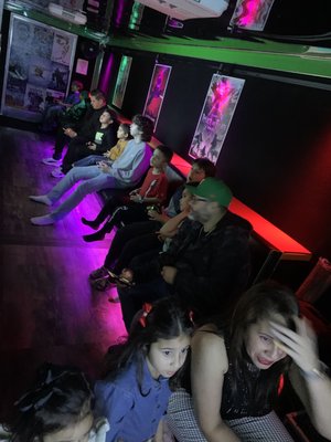 Rock 'N' Rollin' Gamez Theater