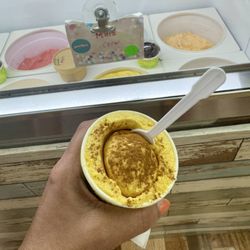 Jendy's - Corn ice cream topped with a little cinnamon