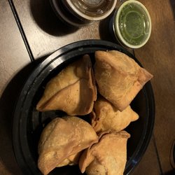 Rajwadi - Two orders of samosa with tamarind and mint chutney