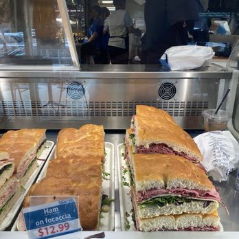 Sanremo Bakery - Bakeries Near Me - Etobicoke, Ontario