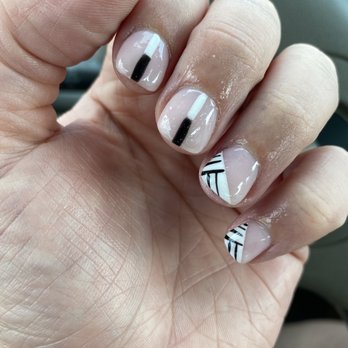 Designer Nails & Spa - Nail Salons Near Me - Langhorne, Pennsylvania