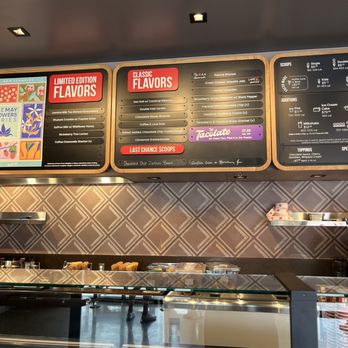 Salt & Straw - Ice Cream & Frozen Yogurt Near Me - Dallas, Texas Salt & Straw - Ice Cream & Frozen Yogurt Near Me - Dallas, Texas