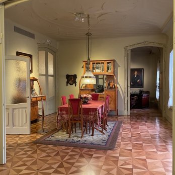 La Pedrera - Casa Milà - Museums Near Me - Barcelona, B La Pedrera - Casa Milà - Museums Near Me - Barcelona, B