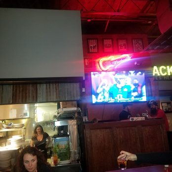 Whiskey Warehouse - Pubs Near Me - Charlotte, North Carolina