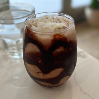 Fig & Ginger - Mocha Coconut - Breakfast & Brunch Near Me - Honolulu, Hawaii Fig & Ginger - Mocha Coconut - Breakfast & Brunch Near Me - Honolulu, Hawaii