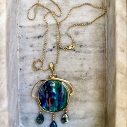 Two's Company Of Avalon - My Necklace to Go!