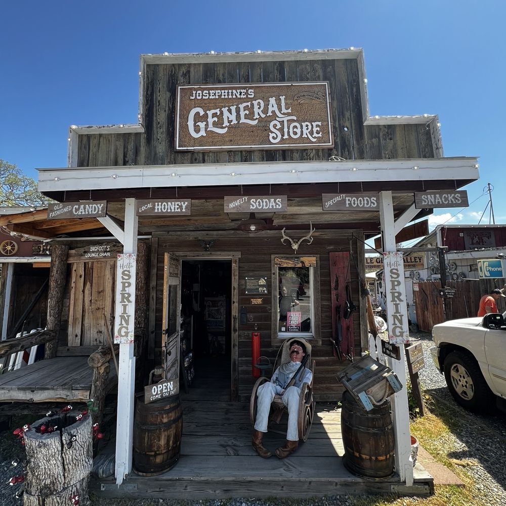 Good Ol Things - Candy & snack store - Gift Shops Near Me - Oakhurst, California