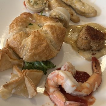 Max Downtown - Adult Plate - Bars Near Me - Hartford, Connecticut Max Downtown - Adult Plate - Bars Near Me - Hartford, Connecticut