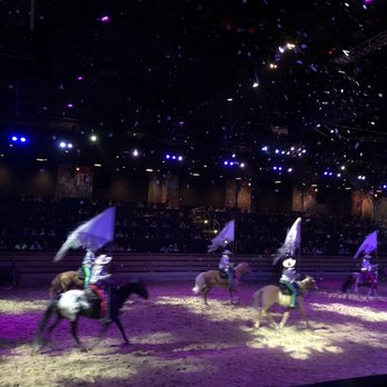 Dolly Parton's Stampede - Performing Arts Near Me - Branson, Missouri