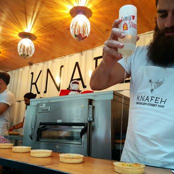 Knafeh - Sugar syrup topping - Bakeries Near Me