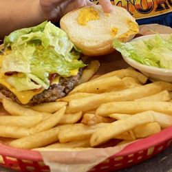 Clem Mikeska's Bar-B-Q and Grill - Belton Tiger Burger! Yummy and Delicious!