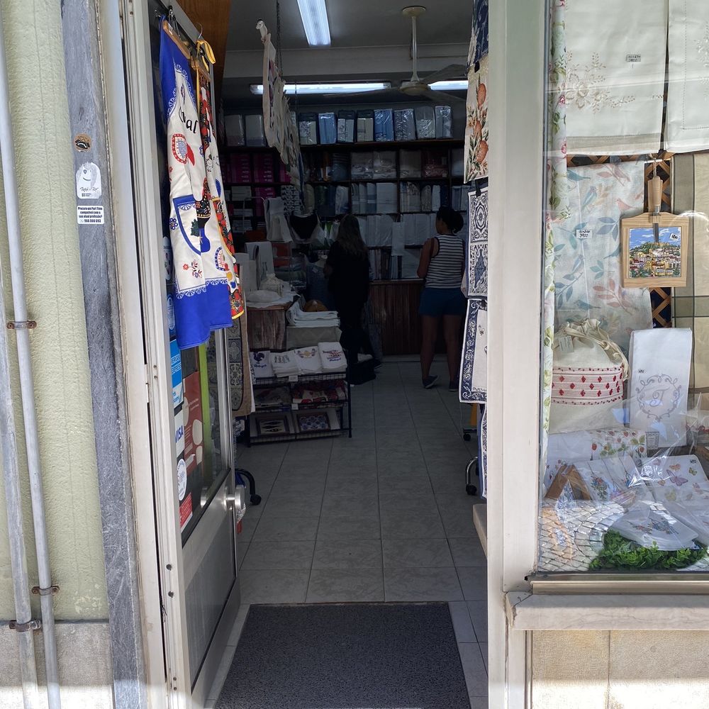 Gonçalves & Filhos - Shopping Near Me - Cascais, 11