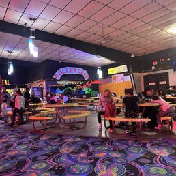 Really nice area to eat and pizza was included with the price of admission. Really nice area to eat and pizza was included with the price of admission.