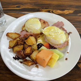 Poached - Petite Jean Benedict - Breakfast & Brunch Near Me - Hot Springs, Arkansas