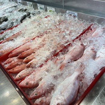 REHOBOTHE FISH MARKET - Updated February 2026 - 104 E Burnside Ave