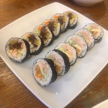 40 West Cafe - Kimbap - Sushi Bars Near Me - Vernon, Connecticut