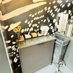 MADE Coffee - Condiment area