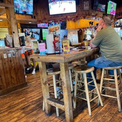 Hooters - Bar area