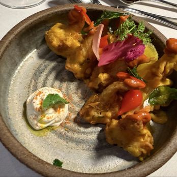 Tiya - Cauliflower Pakoda - Indian Near Me - San Francisco, California Tiya - Cauliflower Pakoda - Indian Near Me - San Francisco, California