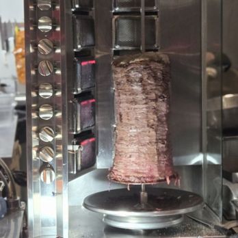 Avi Cue - Wagyu Shawarma - Middle Eastern Near Me - Los Angeles, California Avi Cue - Wagyu Shawarma - Middle Eastern Near Me - Los Angeles, California