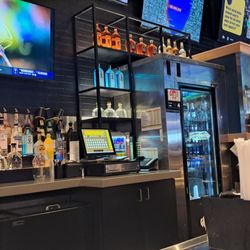 Buffalo Wild Wings - Bar