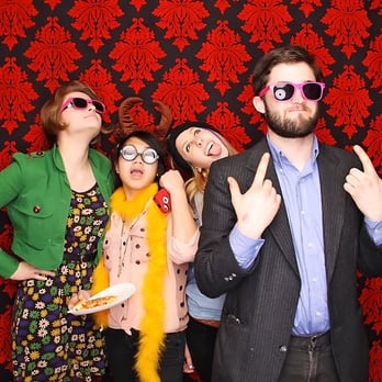 Snapfun Photo Booth - Photo Booth Rentals Near Me - Austin, Texas