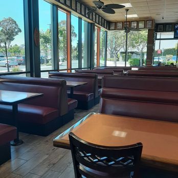 Pizza My Heart - Inside - Pizza Near Me - Burlingame, California