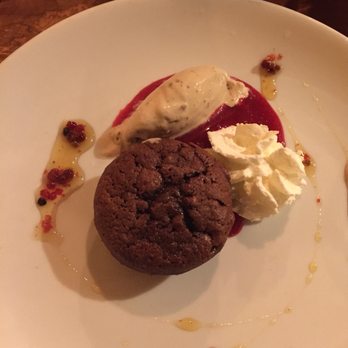 Elements Restaurant - Valentines dessert, flourless chocolate cake with fig gelato and raspberry purée - Breakfast & Brunch Near Me - Vancouver, Washington