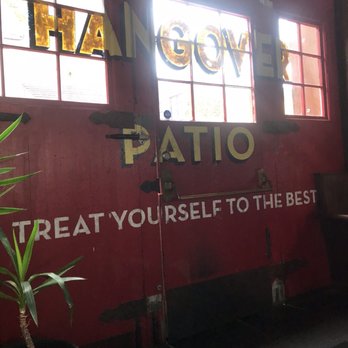 HangOverEasy - Patio doors - Breakfast & Brunch Near Me - Cincinnati, Ohio