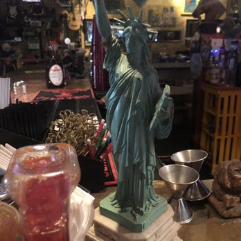 Java Jazz & Soup Nutz - Art - Coffee & Tea Near Me - Lahaina, Hawaii Java Jazz & Soup Nutz - Art - Coffee & Tea Near Me - Lahaina, Hawaii