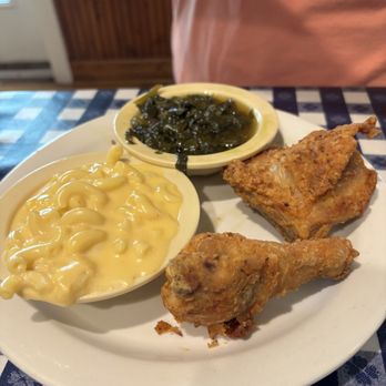 The Loveless Cafe - Breakfast & Brunch Near Me - Nashville, Tennessee