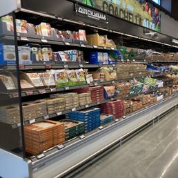 ALDI - a view of a grocery store - drink - Grocery Near Me - Coachella, California