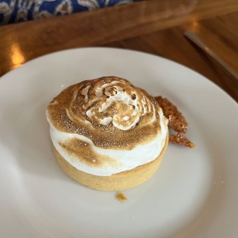 Tilia - Lemon meringue - New American Near Me - Minneapolis, Minnesota Tilia - Lemon meringue - New American Near Me - Minneapolis, Minnesota