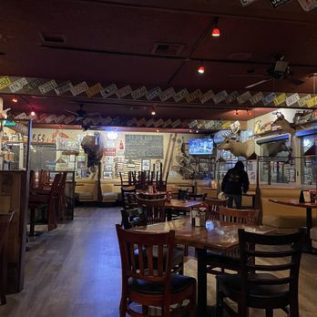 The Nugget - Indoor seating - American Near Me - Goleta, California