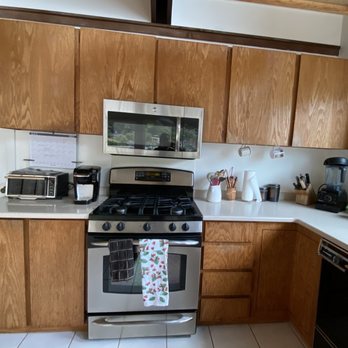 NHance Oahu - Before- old dated dirty cabinets - Cabinetry Near Me NHance Oahu - Before- old dated dirty cabinets - Cabinetry Near Me