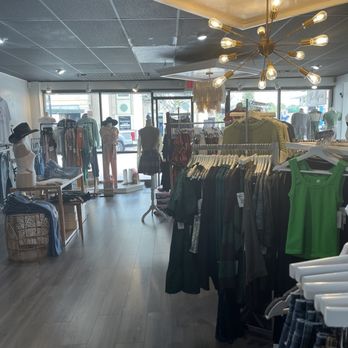 Shellsea - Love the clothes! - Accessories Near Me - DeLand, Florida