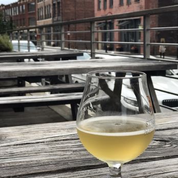 Pour Taproom - Outdoor seating - Beer Bar Near Me - Knoxville, Tennessee Pour Taproom - Outdoor seating - Beer Bar Near Me - Knoxville, Tennessee