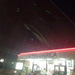 Super America - Convenient location