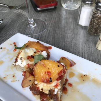Lovina - New American Near Me - Calistoga, California