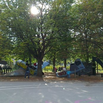 Nørrebroparken - Airplane jungle gum. - Skate Parks Near Me - København N, 84