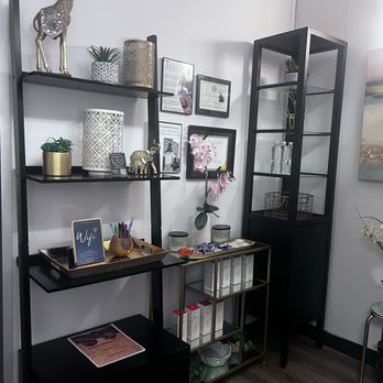GNE Massage - Waiting area. - Massage Therapy Near Me - Houston, Texas GNE Massage - Waiting area. - Massage Therapy Near Me - Houston, Texas
