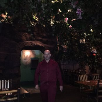 Rainforest Cafe - American Near Me - Edison, New Jersey Rainforest Cafe - American Near Me - Edison, New Jersey