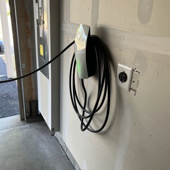 Ruben electric - Tesla supercharger - Electricians Near Me Ruben electric - Tesla supercharger - Electricians Near Me
