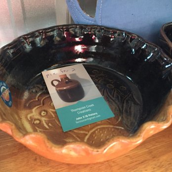 Thompson Creek Pottery - Plates for pie..but not too big. It's pie for two! - Art Galleries Near Me - Superior, Montana Thompson Creek Pottery - Plates for pie..but not too big. It's pie for two! - Art Galleries Near Me - Superior, Montana