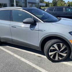Young Volkswagen - Pops brand new wheels