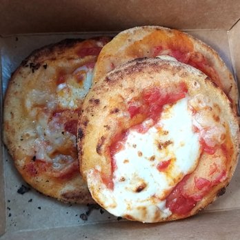 Salsa Pizzeria - Montanarine (mini pizzas) soooooo good - Pizza Near Me - Brooklyn, New York Salsa Pizzeria - Montanarine (mini pizzas) soooooo good - Pizza Near Me - Brooklyn, New York