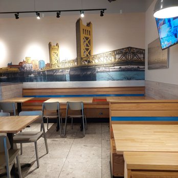 Smashburger - Tower bridge mural inside - Burgers Near Me - Sacramento, California Smashburger - Tower bridge mural inside - Burgers Near Me - Sacramento, California