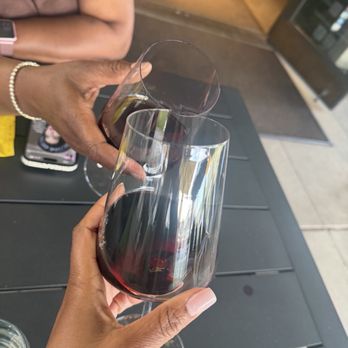 GEN 7 Wines - Wine Tasting Room Near Me - Napa, California