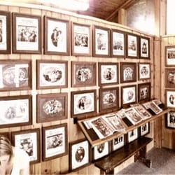 Old Tyme Portraits by Treadway - Lots of photo ideas located inside!